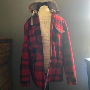 American Eagle Outfitters Black and Red Checkered Flannel Jacket sz M